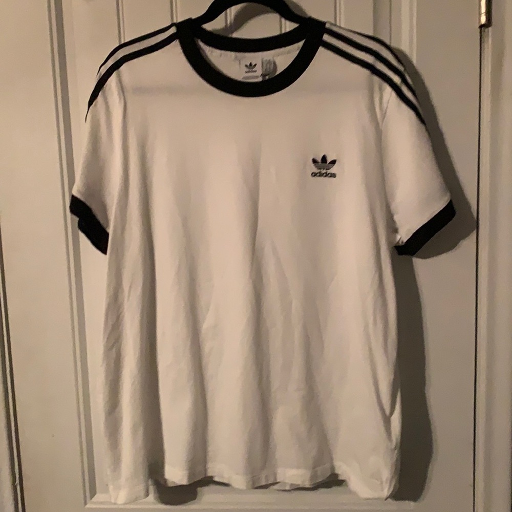 Adidas tee